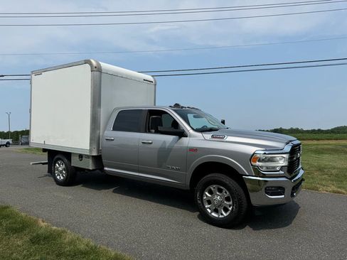 Used 2020 RAM 3500 SLT w/ Quick Order Package 27G SLT AWD/4WD image 4