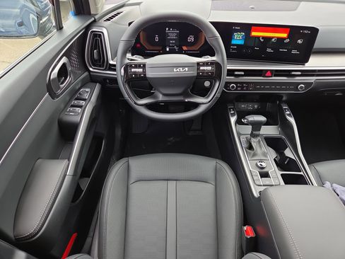 New 2026 Kia Sorento S w/ S Panoramic Sunroof Package FWD image 8