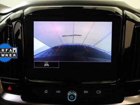 Used 2024 Chevrolet Traverse LT FWD image 25