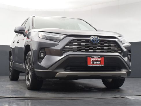 Used 2023 Toyota RAV4 Limited AWD/4WD image 33