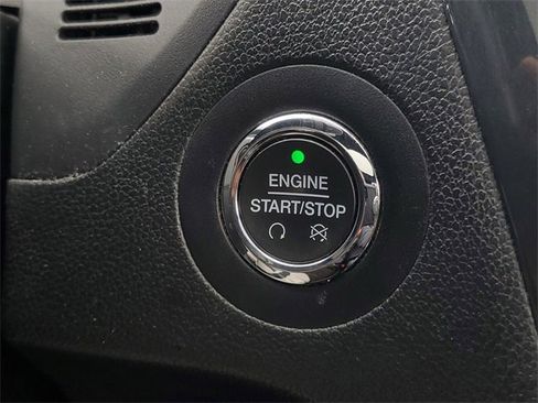 Used 2018 Ford Explorer Sport image 25