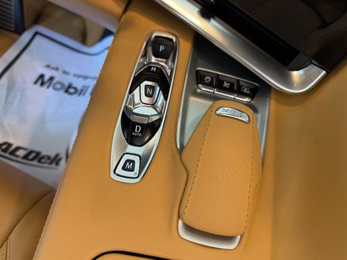 Used 2024 Chevrolet Corvette Stingray Premium Conv w/ Z51 Performance Package RWD image 32