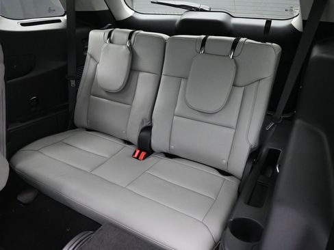 New 2026 Ford Explorer Active w/ Active Comfort Package image 18