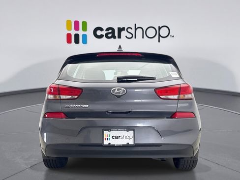 Used 2018 Hyundai Elantra GT FWD image 4