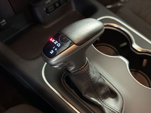 Used 2019 Dodge Durango SXT AWD/4WD image 24