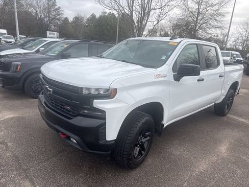 Used 2020 Chevrolet Silverado 1500 LT Trail Boss image 5