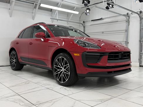 New 2026 Porsche Macan image 10