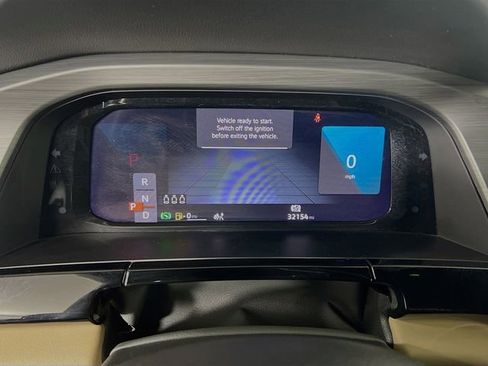 Used 2024 Volkswagen Atlas Cross Sport SE image 15