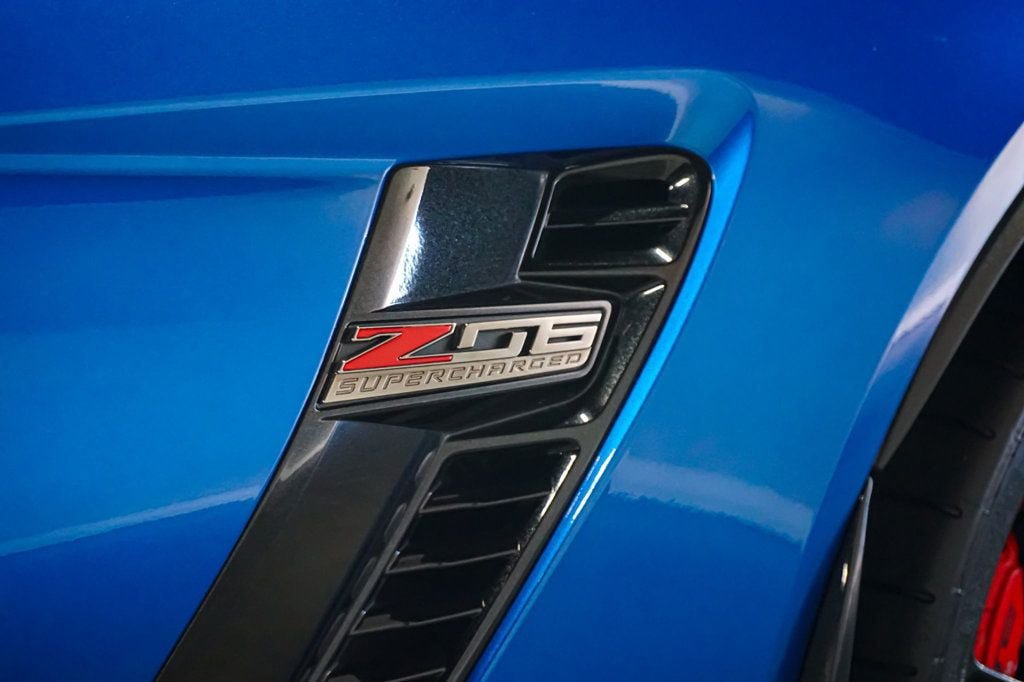 Used 2016 Chevrolet Corvette Z06 w/ Z07 Performance Package RWD image 53