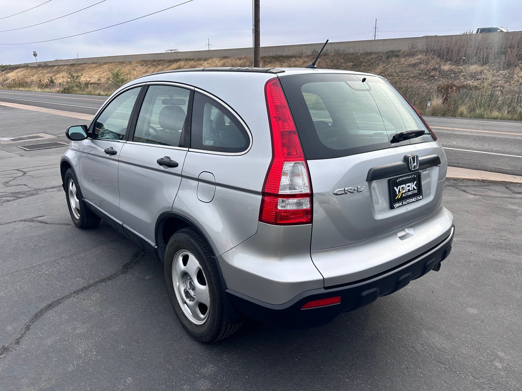 Used 2009 Honda CR-V LX image 4