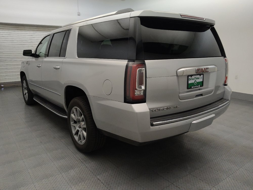 Used 2019 GMC Yukon XL Denali RWD image 5