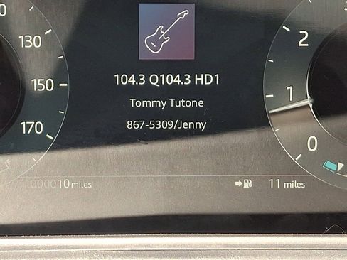 New 2026 Land Rover Range Rover Velar S AWD/4WD image 17