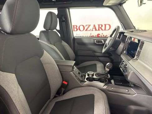 New 2025 Ford Bronco 4-Door image 20