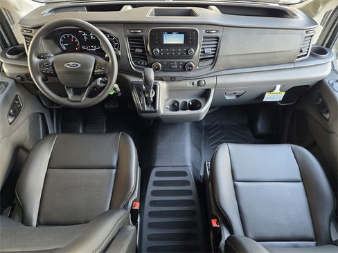 New 2025 Ford Transit 250 148 Medium Roof image 19