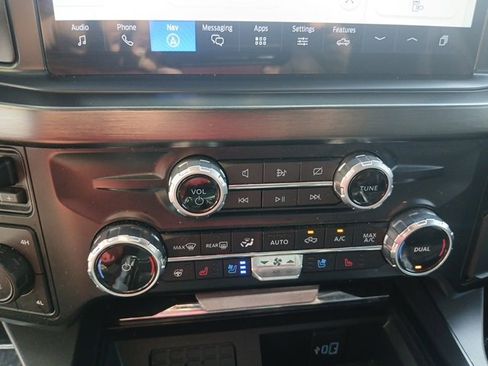 Used 2023 Ford F250 Lariat w/ Black Appearance Package image 60