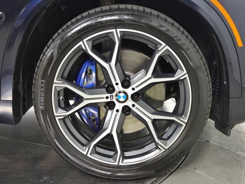 Used 2022 BMW X5 xDrive40i w/ M Sport Package AWD/4WD image 13