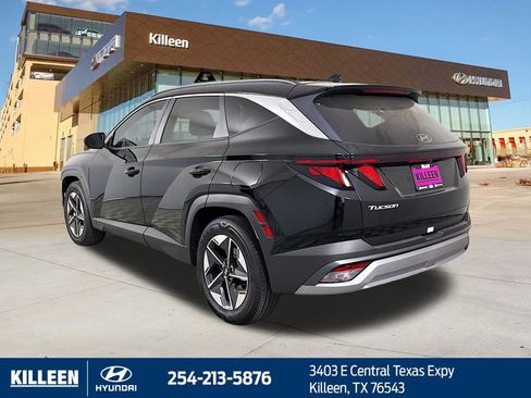 Used 2025 Hyundai Tucson SEL FWD image 6
