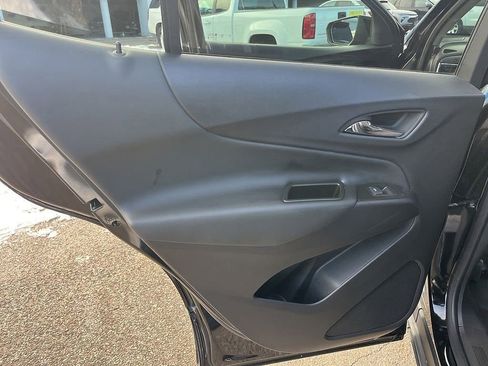 Used 2024 Chevrolet Equinox LT image 48