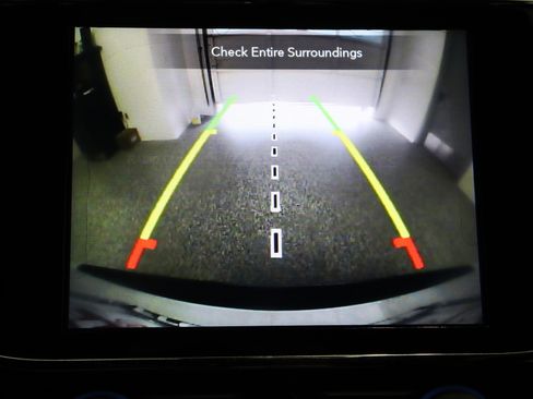 Used 2021 Jeep Grand Cherokee Laredo X image 23