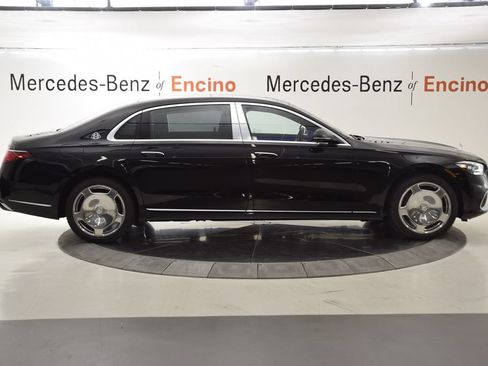 New 2026 Mercedes-Benz Maybach S 580 4MATIC image 6