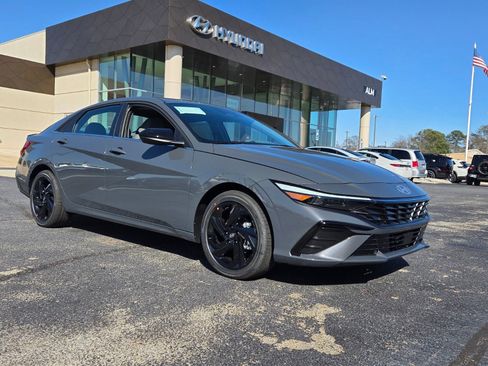 New 2026 Hyundai Elantra SEL Sport Premium FWD image 1