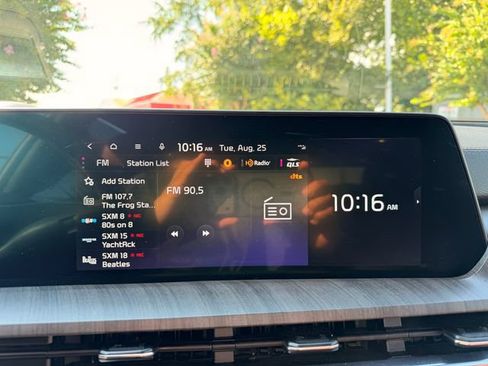 Certified 2025 Kia Telluride SX Prestige AWD/4WD image 17