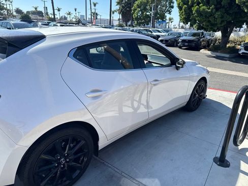 Used 2023 MAZDA MAZDA3 Hatchback w/Premium Plus Pkg AWD/4WD image 30
