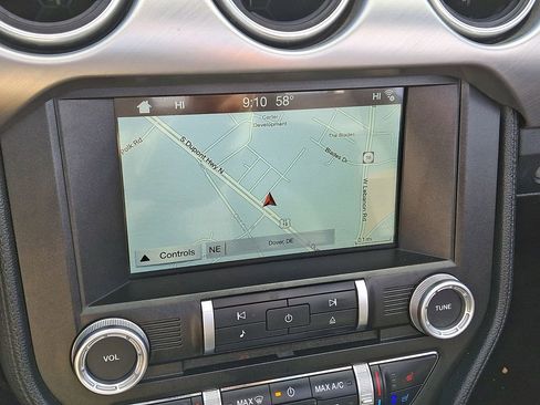 Used 2018 Ford Mustang GT Premium RWD image 18