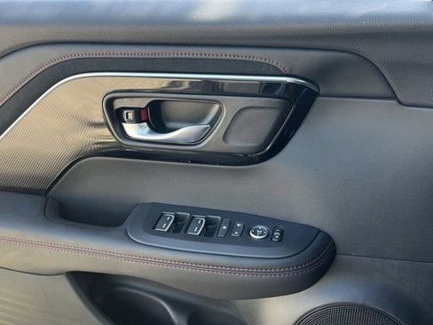 Used 2025 Acura ADX A-Spec image 25