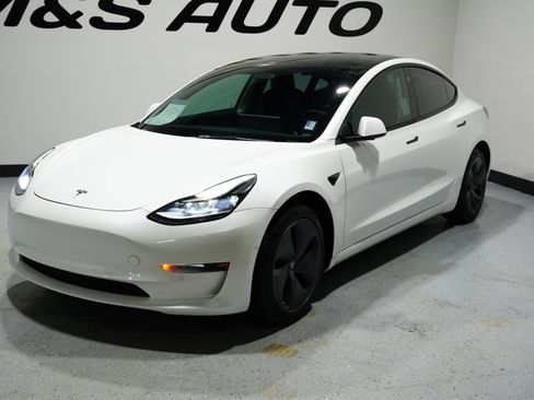 Used 2022 Tesla Model 3 Long Range image 3