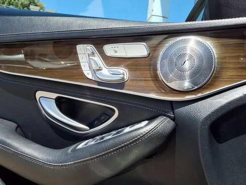 Used 2015 Mercedes-Benz C 300 4MATIC Sedan image 19