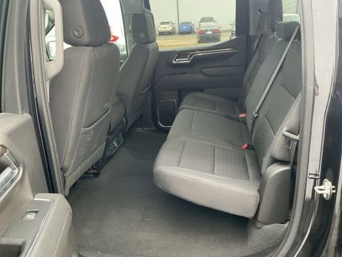 Used 2023 Chevrolet Silverado 1500 LT image 23