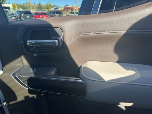 Used 2021 Chevrolet Silverado 1500 LTZ w/ Z71 Off-Road Package image 35