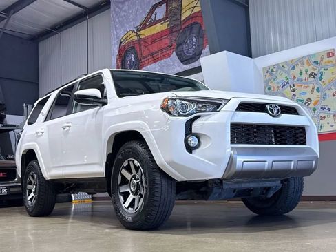 Used 2019 Toyota 4Runner TRD Off-Road AWD/4WD image 57