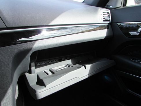 Used 2014 Mercedes-Benz E 550 Cabriolet image 30