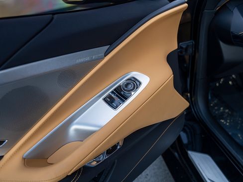 Used 2023 Chevrolet Corvette Stingray Preferred Cpe w/ 2LT RWD image 16