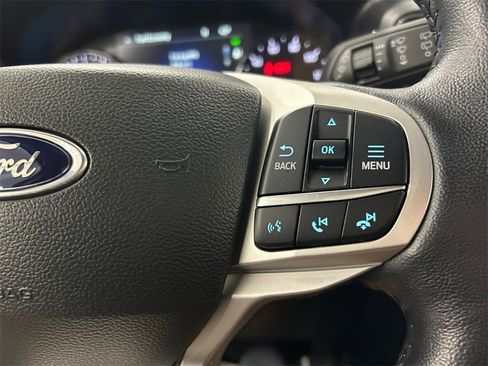Used 2023 Ford Explorer XLT w/ Equipment Group 202A image 29