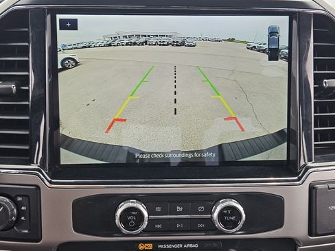 Used 2022 Ford F250 Lariat w/ Lariat Value Package AWD/4WD image 17