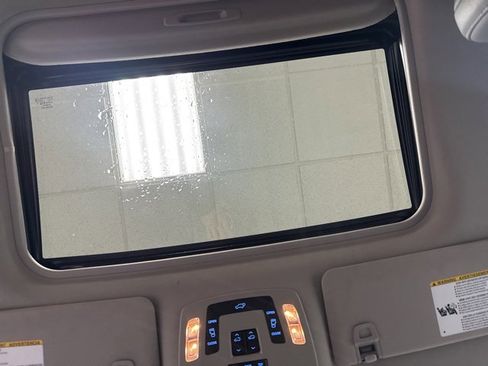 Used 2024 Toyota Sienna XLE image 40