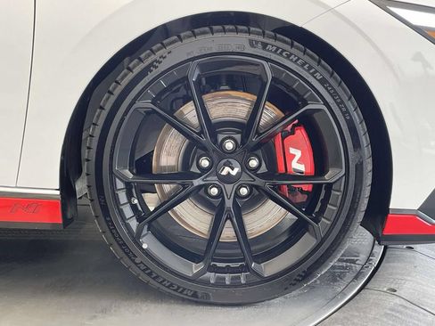 Used 2026 Hyundai Elantra N FWD image 14