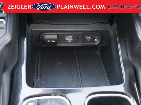 Used 2025 Kia Telluride S AWD/4WD image 26