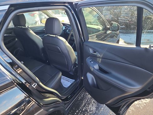 Used 2023 Buick Encore GX Essence w/ Experience Buick Package image 32