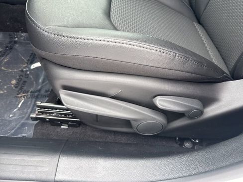 New 2026 Jeep Compass Latitude image 8