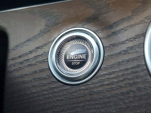 Used 2022 Mercedes-Benz E 350 E 350 w/ AMG Line Exterior image 32