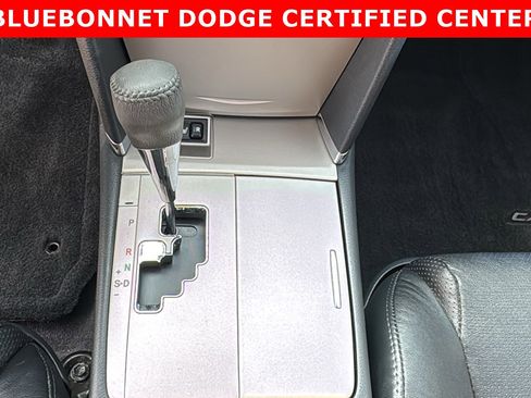 Used 2010 Toyota Camry image 19