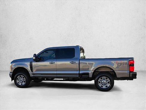 Certified 2023 Ford F250 Lariat w/ Lariat Ultimate Package AWD/4WD image 9