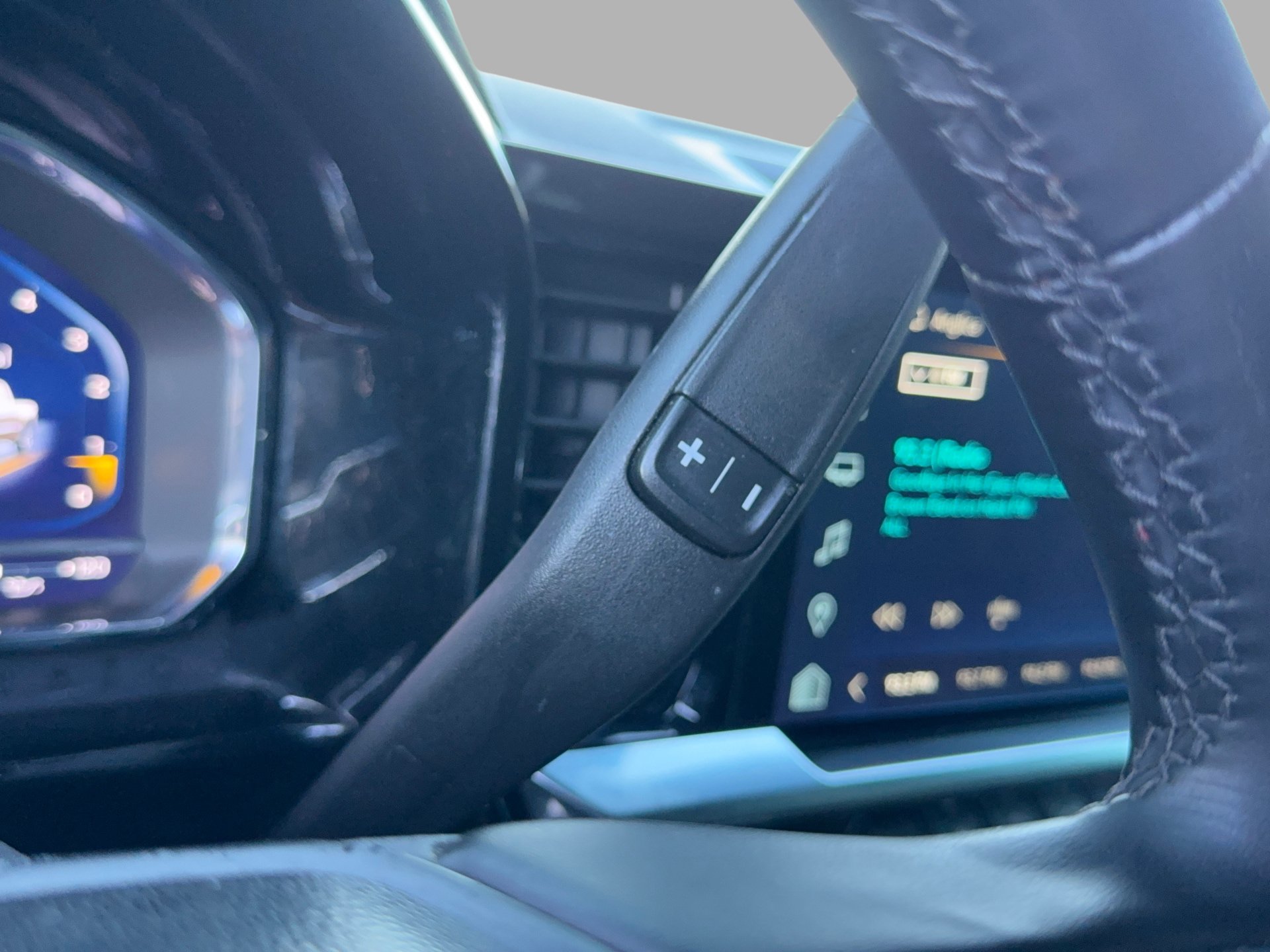 Used 2024 Chevrolet Silverado 1500 RST RWD image 20