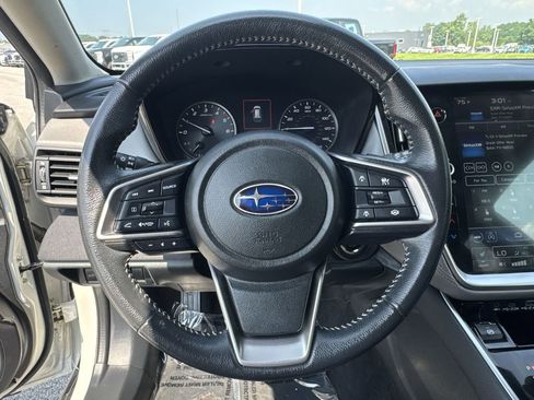 Used 2023 Subaru Outback Premium image 11