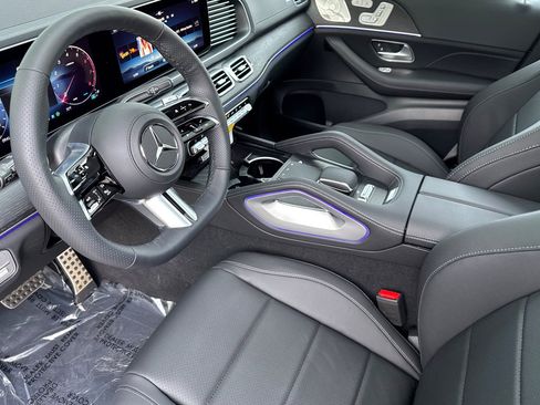 New 2026 Mercedes-Benz GLS 450 4MATIC image 15