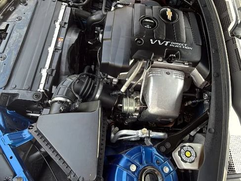 Used 2018 Chevrolet Camaro LT RWD image 28